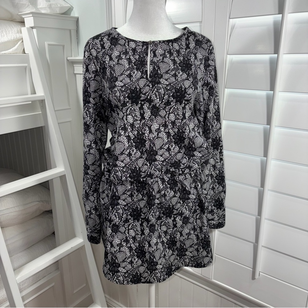 Vince Camuto B&W Printed Lace Pattern Dress (S)
